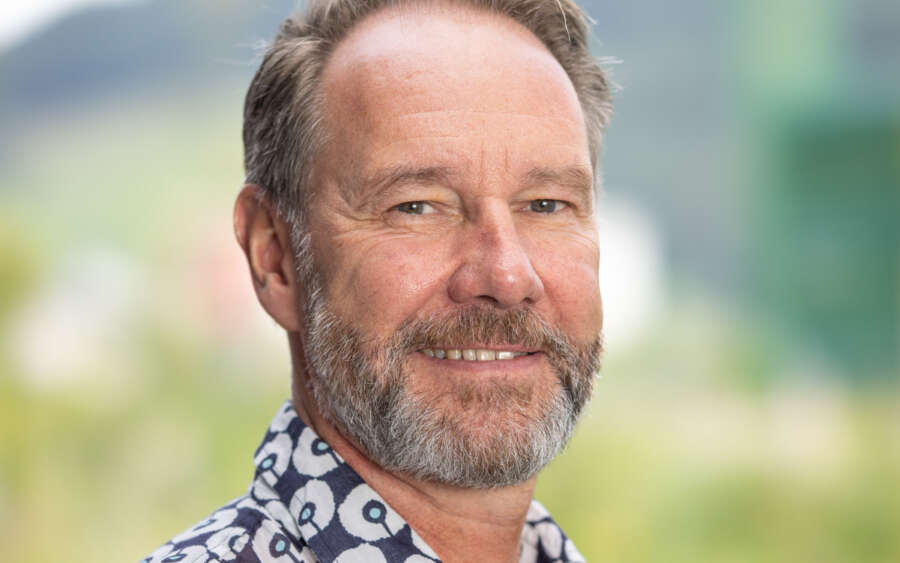Peter Huser 1800px