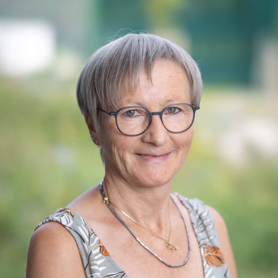 Emerita Blum 1800px